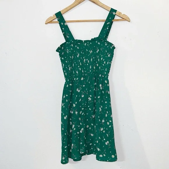 Jessica Simpson green floral smocked lined summer mini dress - Picture 10 of 11